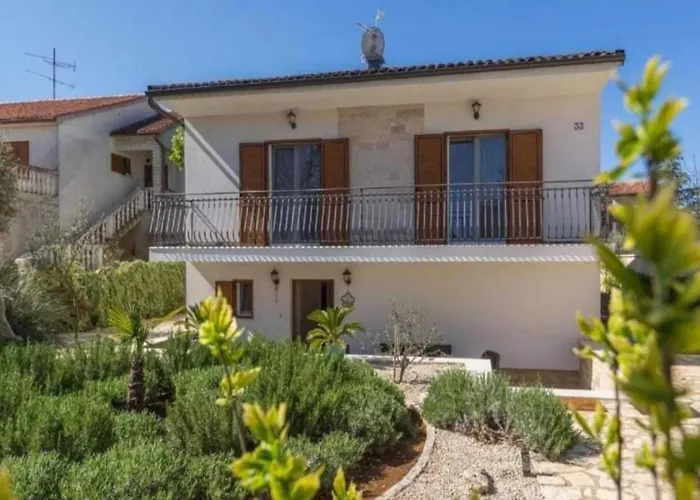 Two Bedroom With Terrace Apartman
