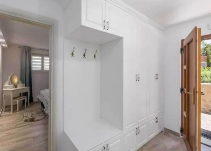 Two Bedroom With Terrace * Pula