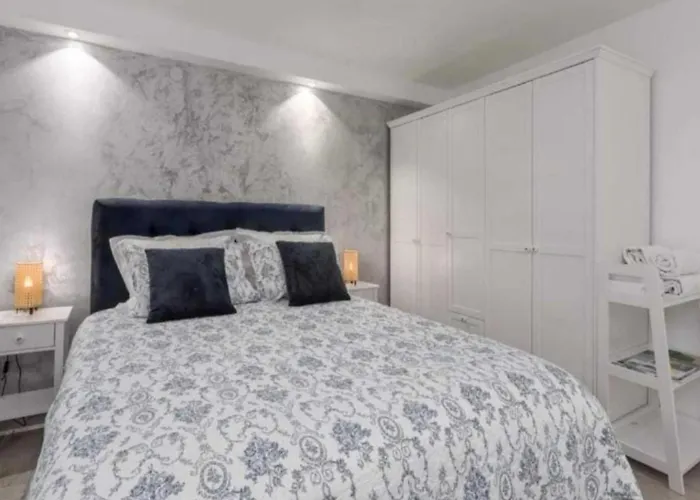 Two Bedroom With Terrace *